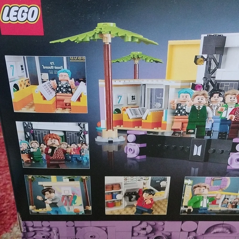Lego BTS Dynamite Set 21338 + Ultimate Army Guide Centennial Special Edition Mag